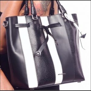 Handbag only WITHOUT wallet